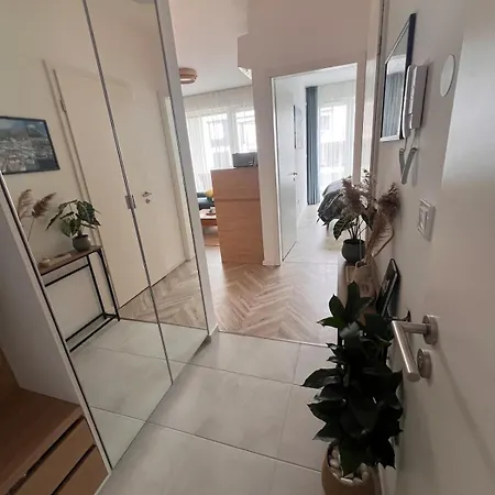 Balatoni Panorámás Saját Partszakasszal,medencével * Balatonszárszó