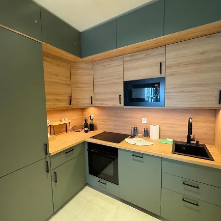 Appartement Balatoni Panorámás Saját Partszakasszal,medencével Balatonszárszó